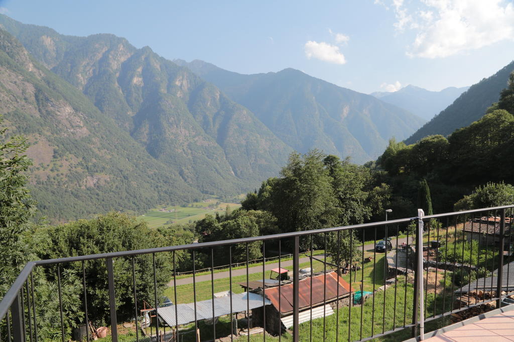 Casa Flora Διαμέρισμα Verdabbio Δωμάτιο φωτογραφία